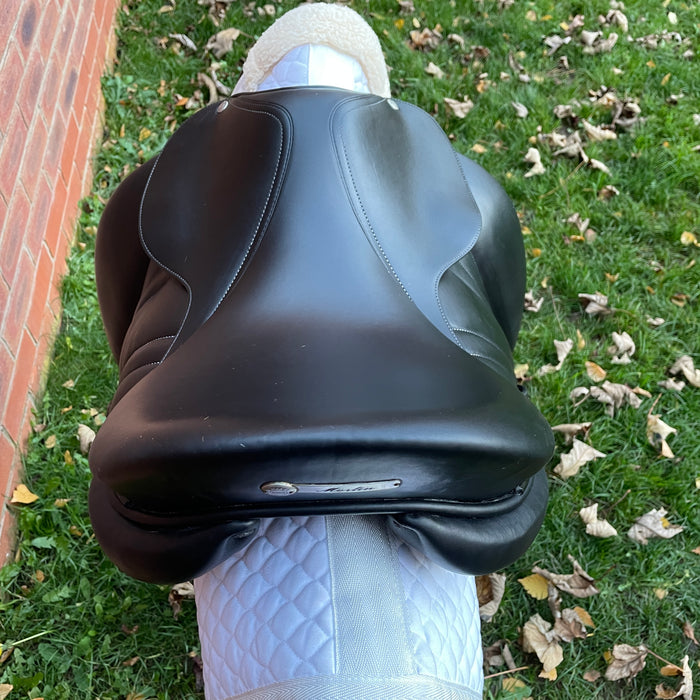 Butet 'D' Dressage Saddle 2015