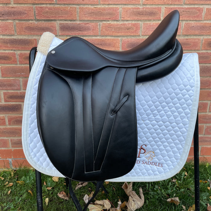 Butet 'D' Dressage Saddle 2015