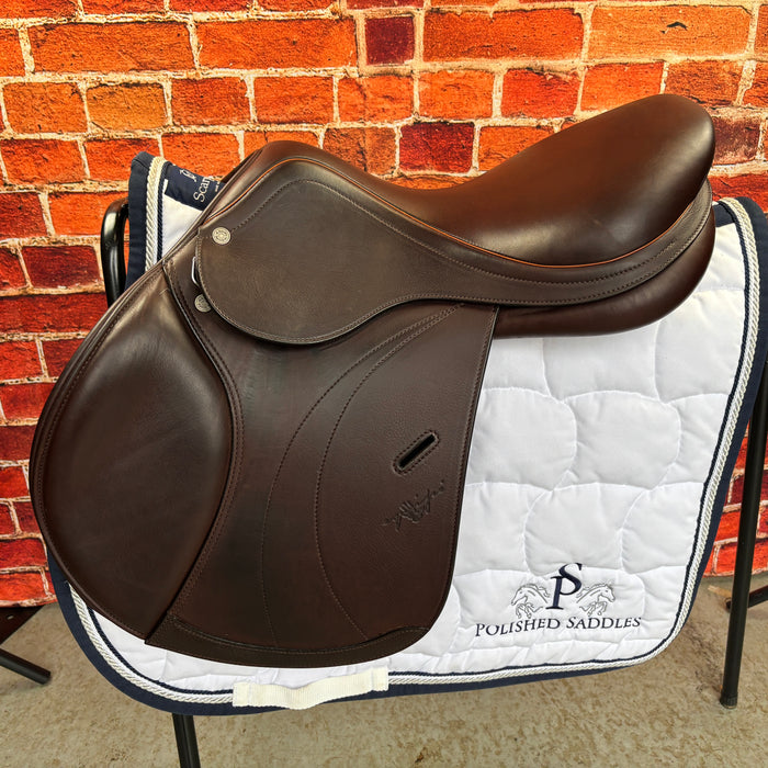 Equipe Expression Special Jumping Saddle 2024