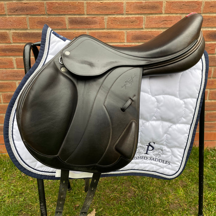 Equipe Synergy Special Monoflap Jumping Saddle 2015